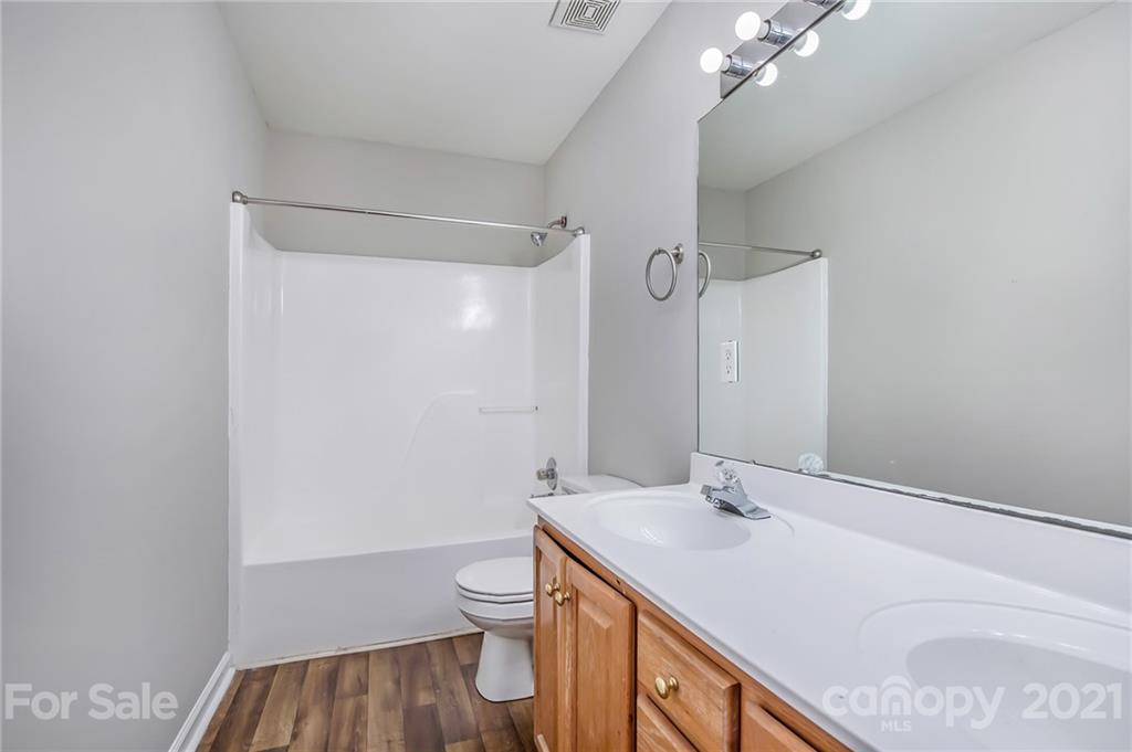 708 Cove Road Gastonia, NC 28052 - Photo 11 of 19 Gallery Image 11