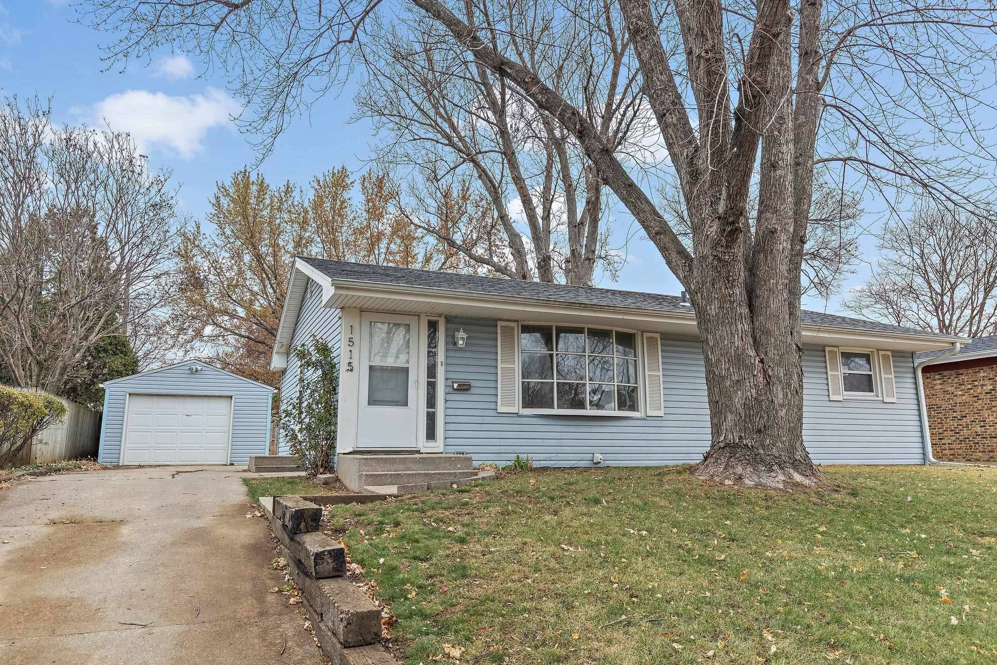 1515 Notre Dame Road Rockford, IL 61103 - Photo 1 of 15 Gallery Image 1