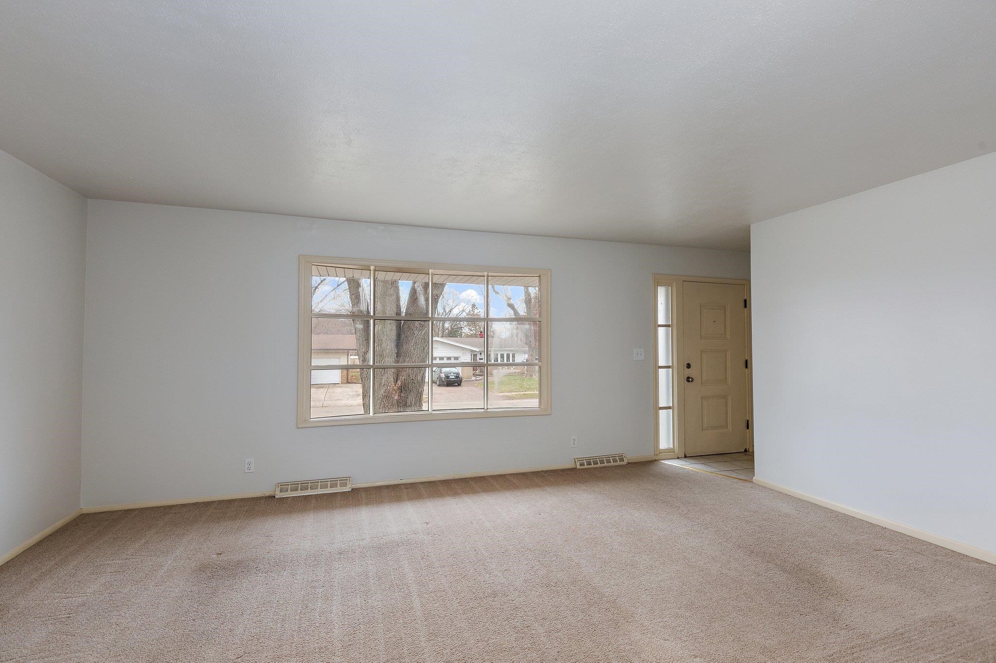 1515 Notre Dame Road Rockford, IL 61103 - Photo 8 of 15 Gallery Image 8