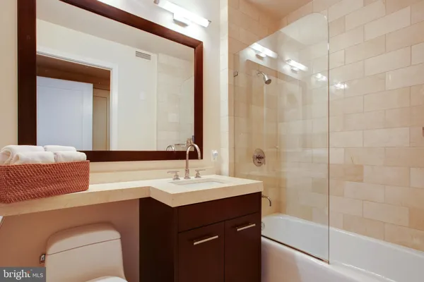 $6,600 | 1414 South Penn Square, Unit 10F, Philadelphia, PA 19102