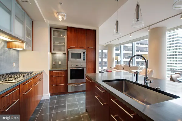 $6,600 | 1414 South Penn Square, Unit 10F, Philadelphia, PA 19102