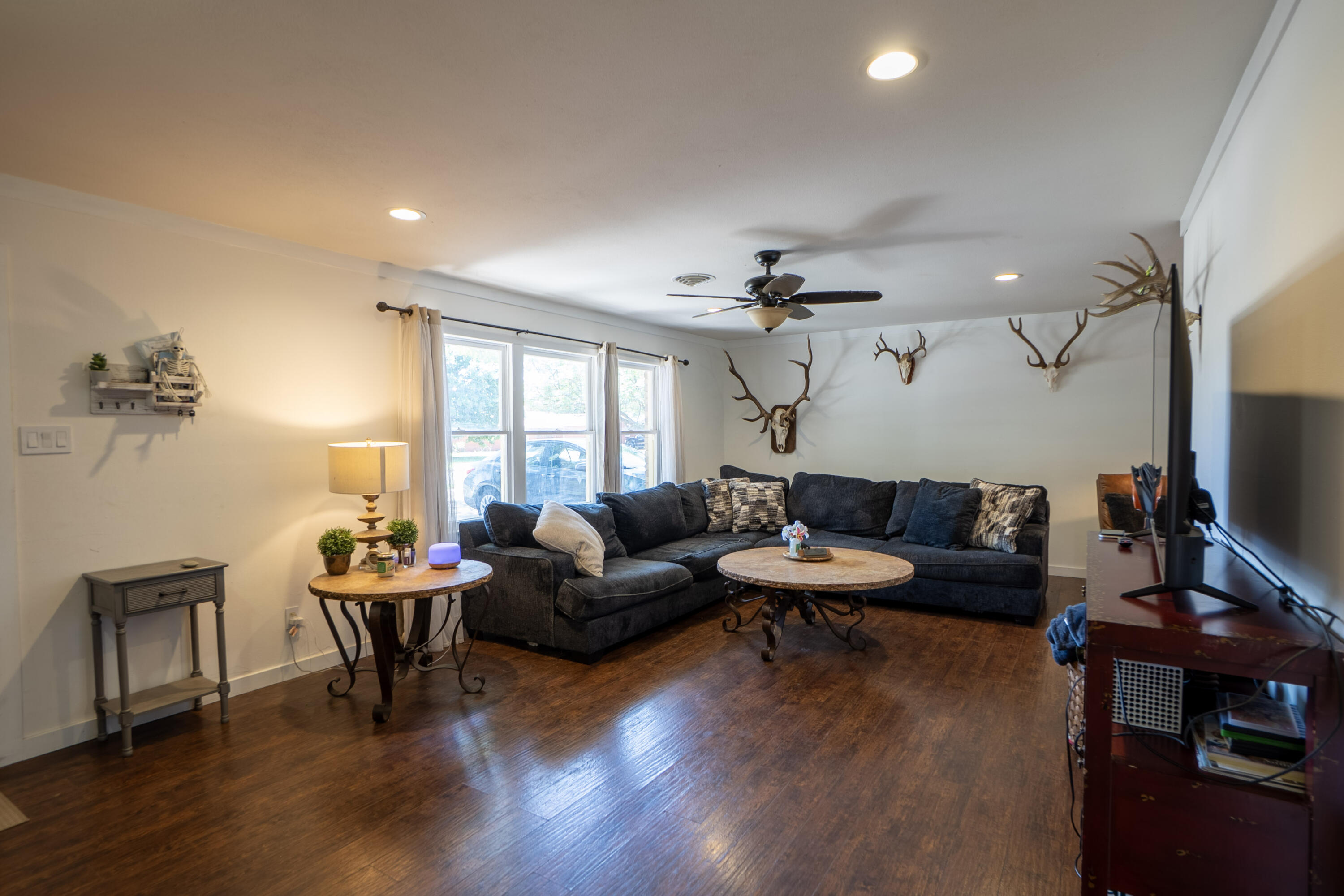 3604 48th Street Lubbock, TX 79413 - Photo 4 of 27 5-DSC06366-HDR