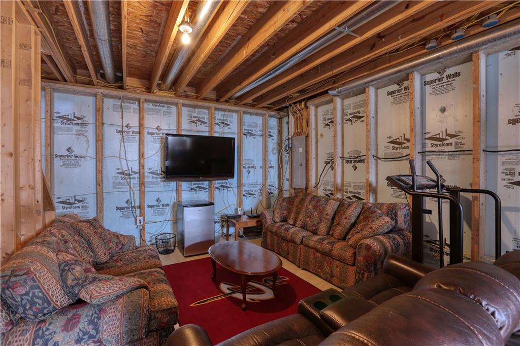 153 Joe Hall Road Beaver Falls, PA 15010 - Photo 25 of 39 Gallery Image 25