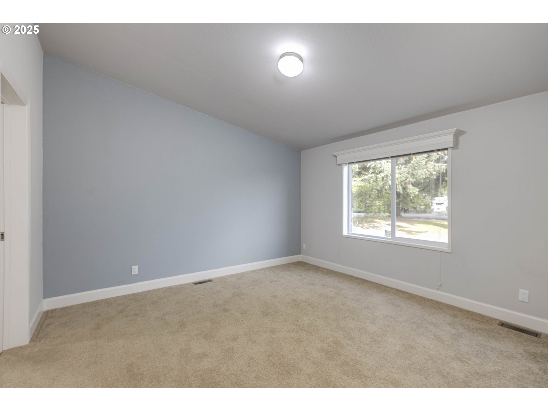 25110 Southwest Red Prairie Road Sheridan, OR 97378 - Photo 12 of 32