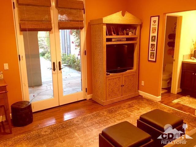40278 Rancho Palmeras Rancho Mirage, CA 92270 - Photo 25 of 68 a view of a livingroom with furniture