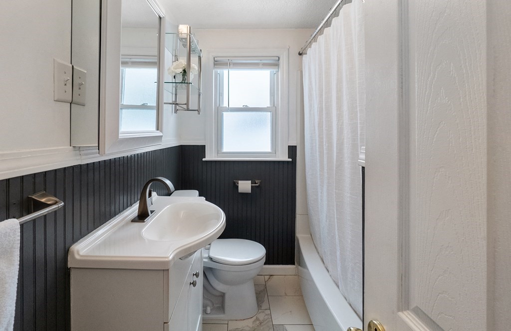 173 Gillette Avenue Springfield, MA 01118 - Photo 26 of 39 Gallery Image 26