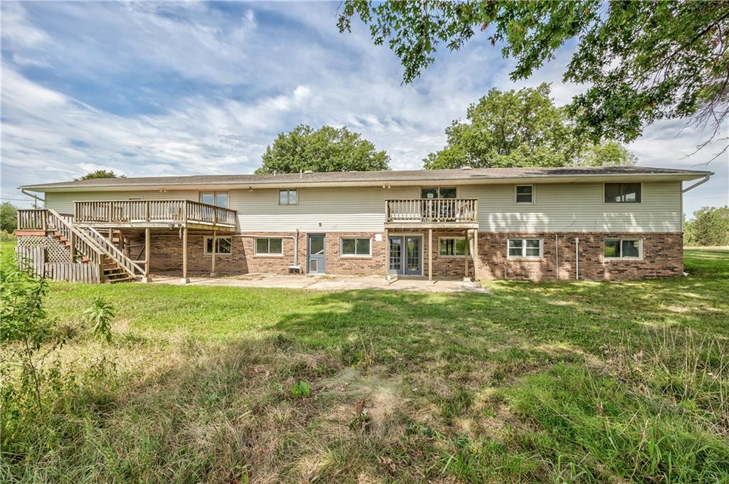 2333 Northeast County Road Butler, MO 64730 - Photo 4 of 44 Gallery Image 4