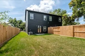 $2,385 | 964 Lucky Street, Unit B, Houston, TX 77088