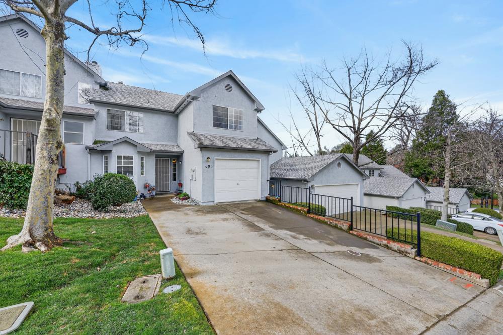 691 David Circle Placerville, CA 95667 - Photo 5 of 44