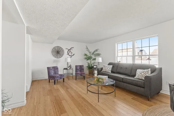 $319,900 | 2248 Salem Park Drive, Indianapolis, IN 46239