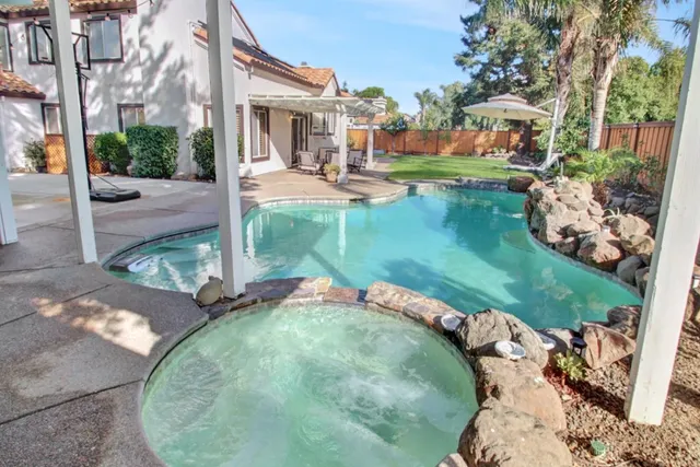 $949,900 | 1220 Breakwater Way, Brentwood, CA 94513