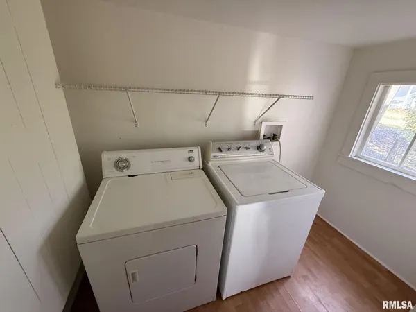 $49,900 | 214 East Walker Street, Macomb, IL 61455