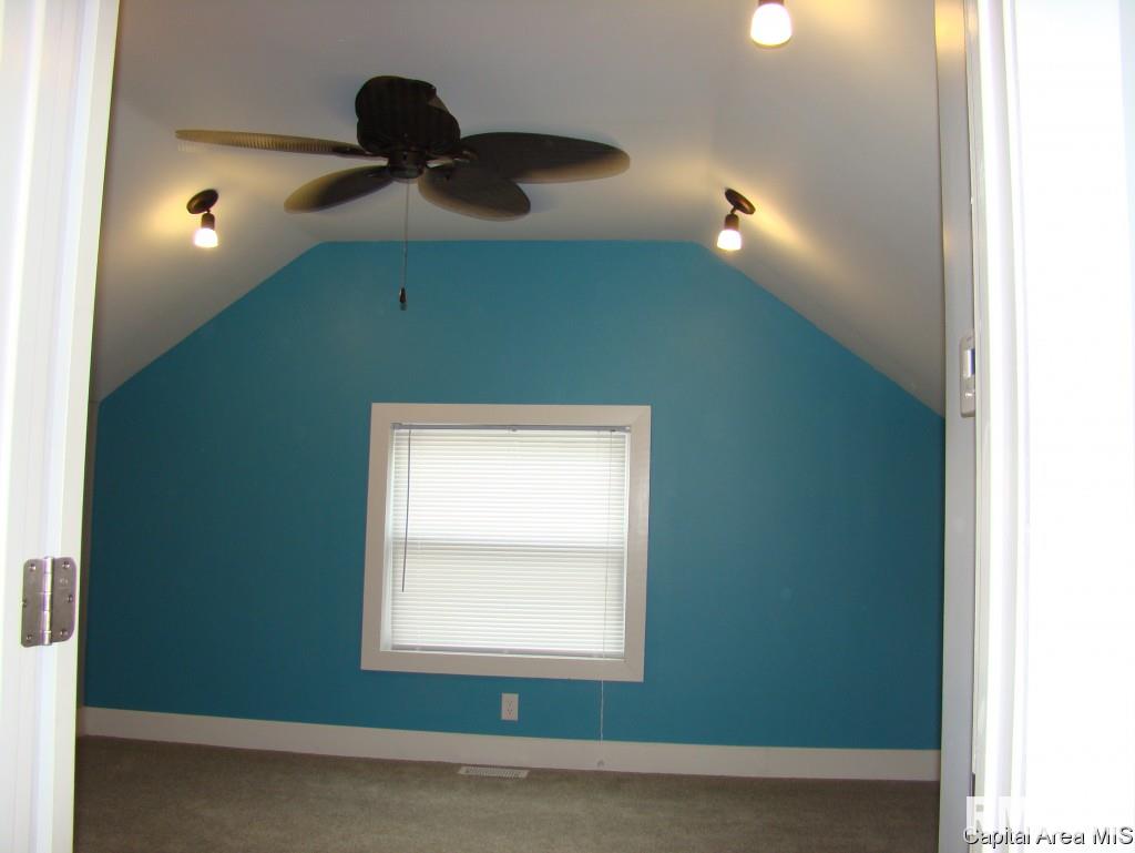 2549 South 7th Street Springfield, IL 62703 - Photo 4 of 20