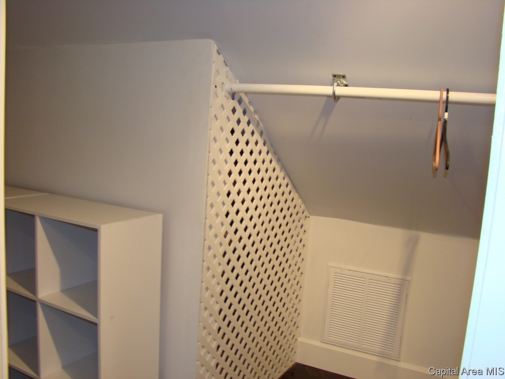 2549 South 7th Street Springfield, IL 62703 - Photo 9 of 20
