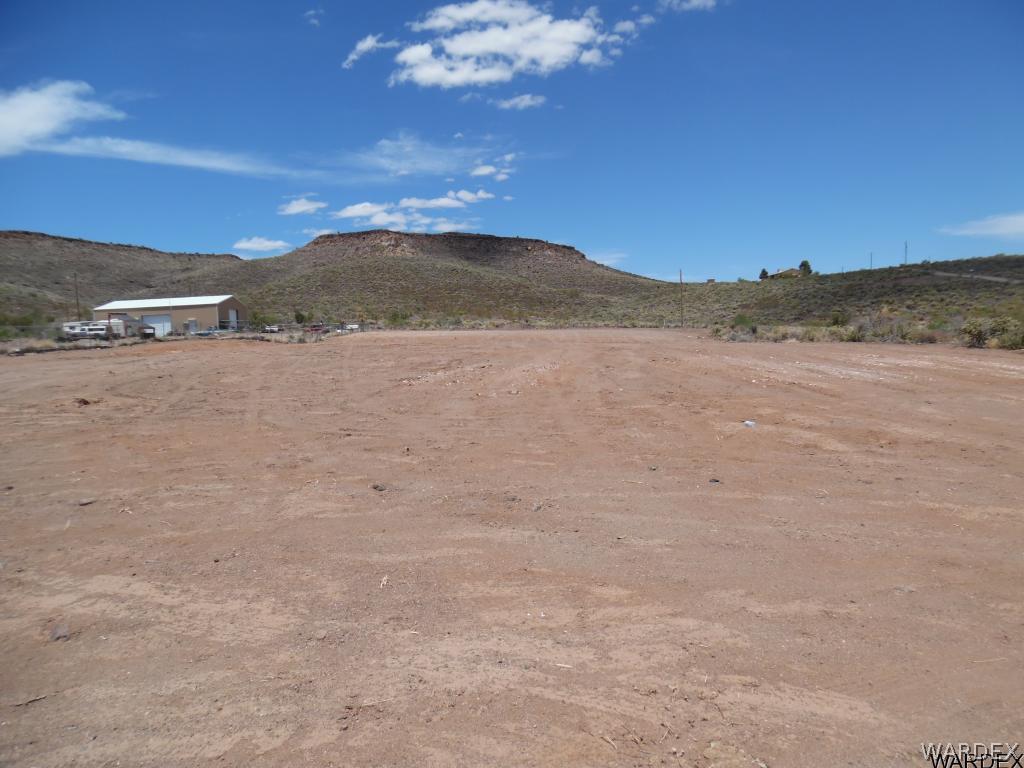 135 Anson Smith Road Kingman, AZ 86409 - Photo 3 of 18 Looking North