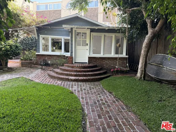 $7,400 | 3419 Strongs Drive, Marina del Rey, CA 90292