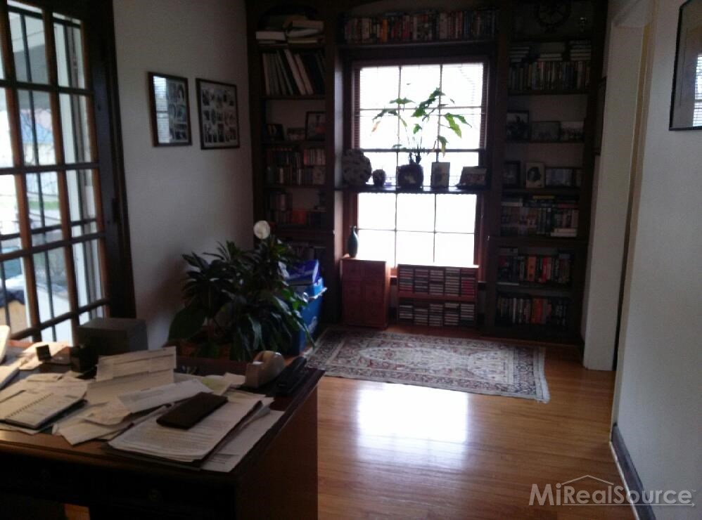 4300 Audubon Road Detroit, MI 48224 - Photo 14 of 18 31192000-13.JPG