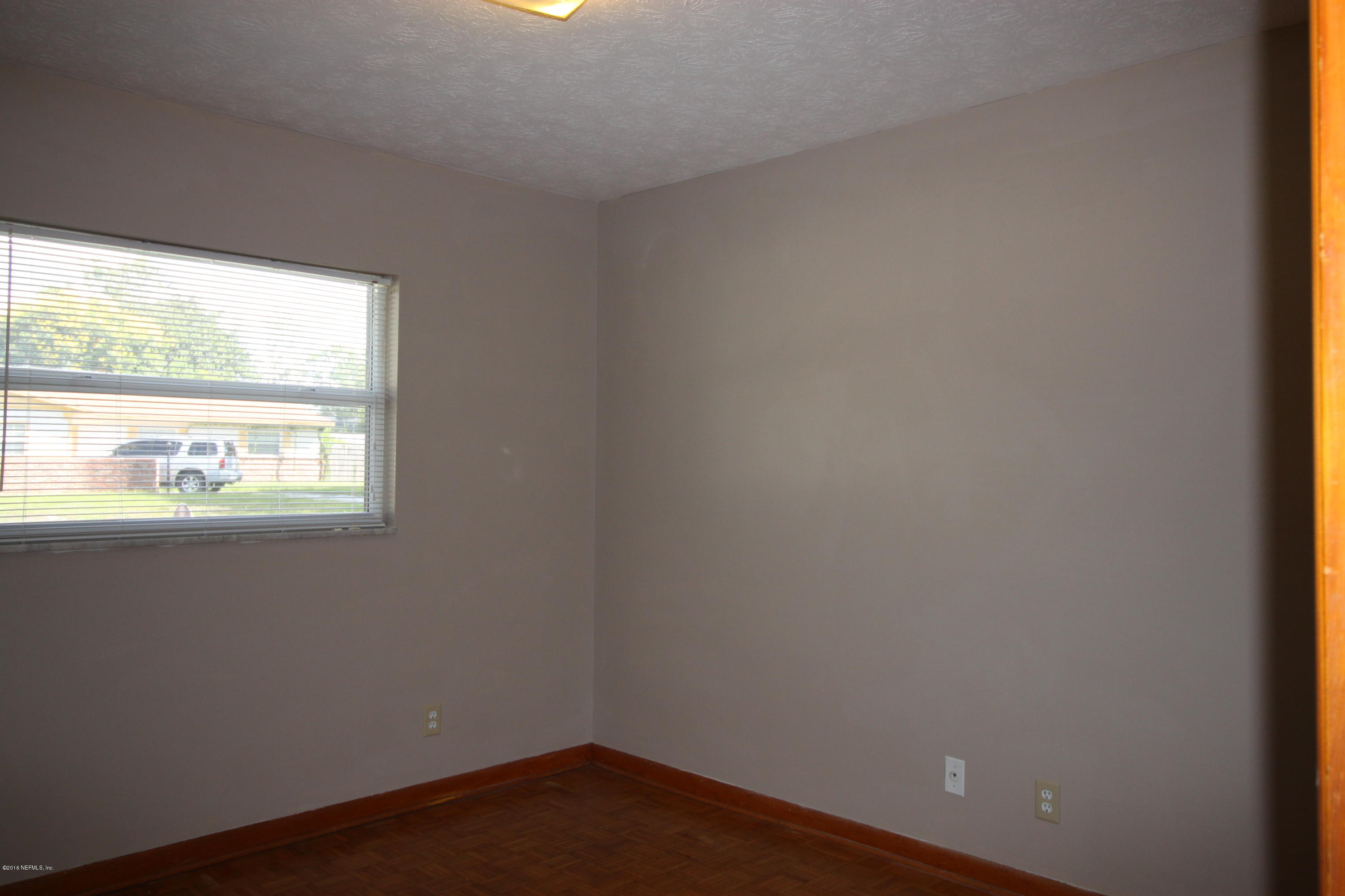 8220 Barracuda Road Jacksonville, FL 32244 - Photo 14 of 25 IMG_8673