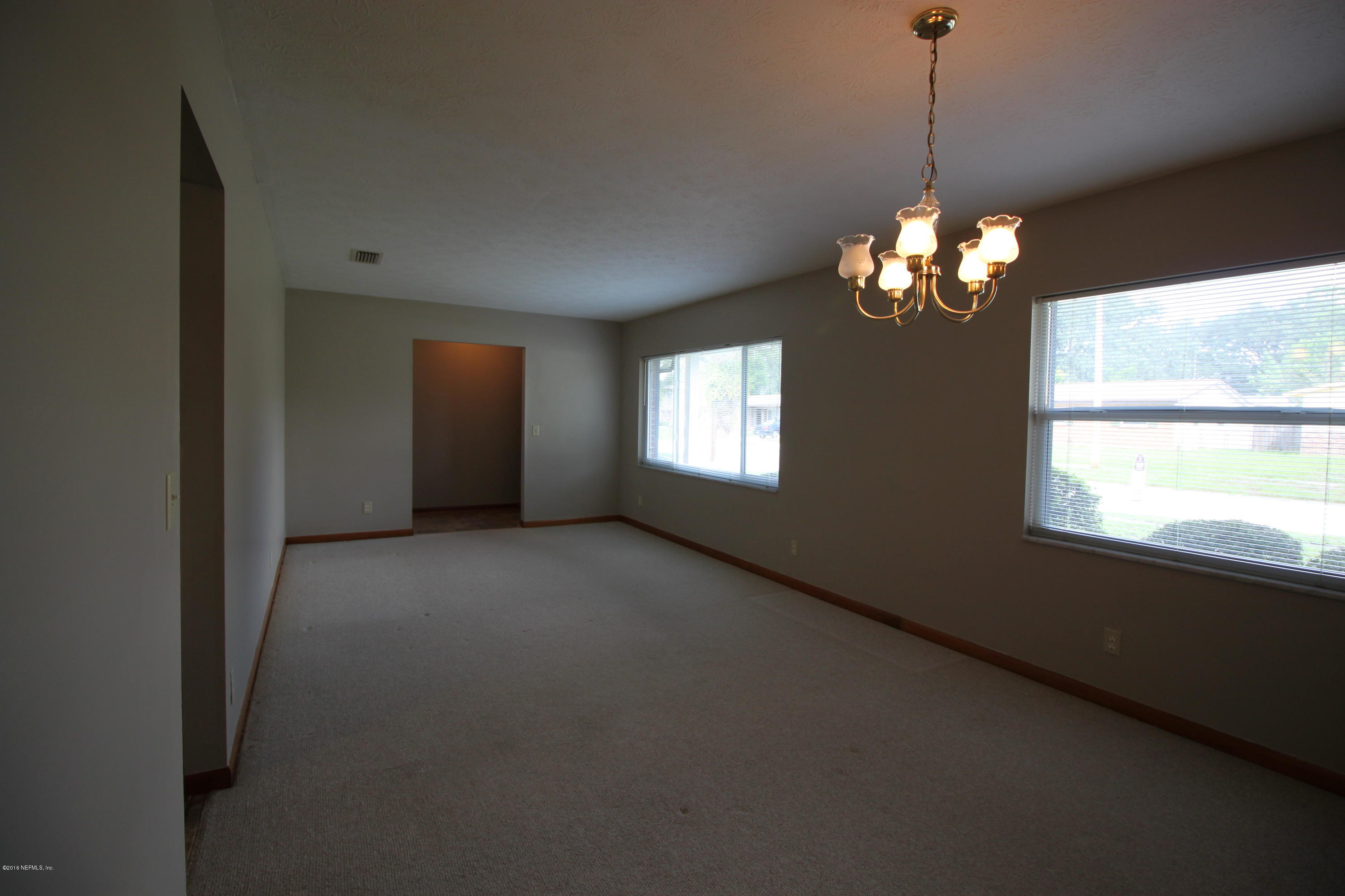 8220 Barracuda Road Jacksonville, FL 32244 - Photo 9 of 25 IMG_8700