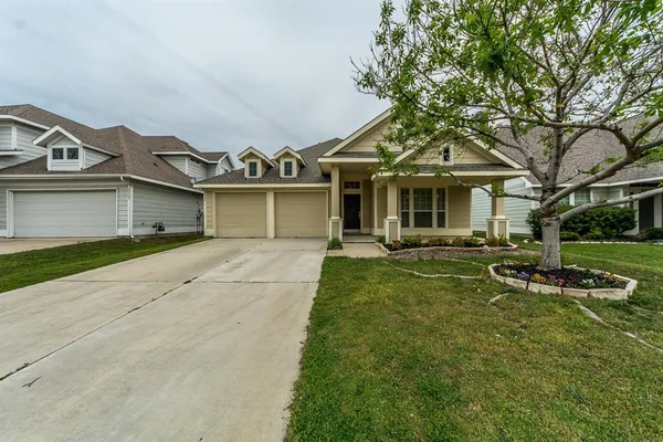 $2,400 | 9924 Wild Ginger Drive, McKinney, TX 75072