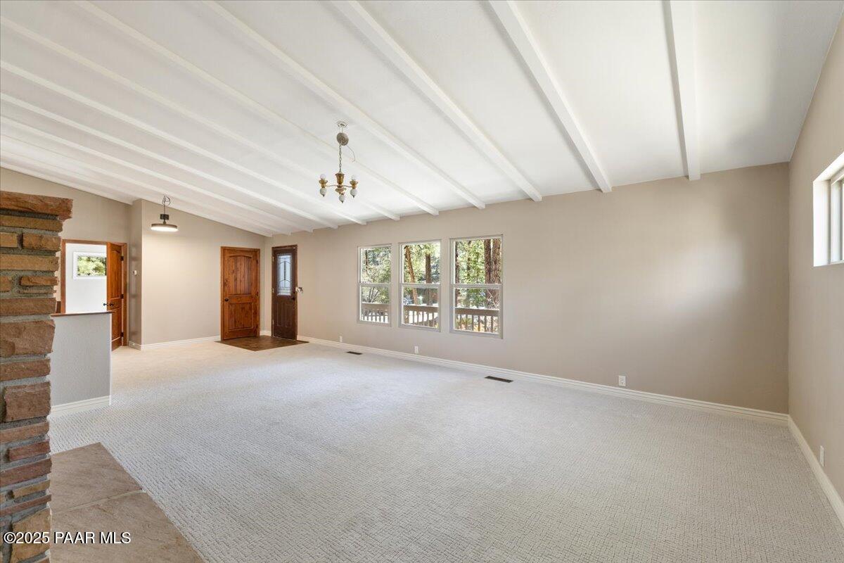 1024 West Copper Basin Road Prescott, AZ 86303 - Photo 4 of 24 06-Living Room