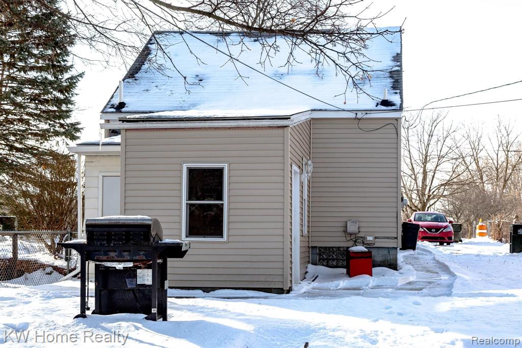 3365 Bathurst Avenue Rochester, MI 48309 - Photo 2 of 14