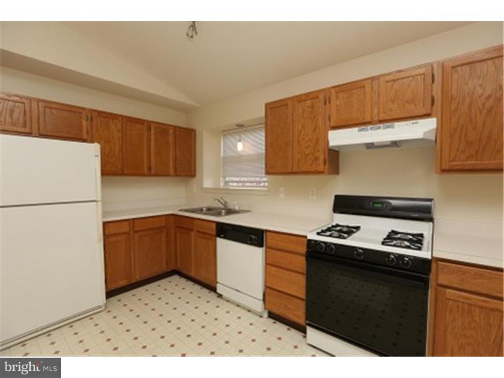 1730 Rhawn Street Philadelphia, PA 19111 - Photo 3 of 11 Gallery Image 3