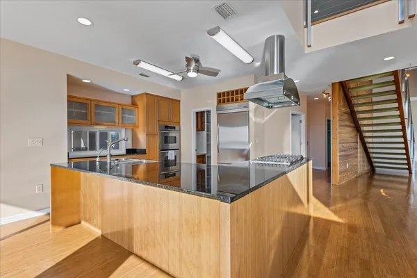 $2,300,000 | 121 Main Street, Steinhatchee, FL 32359