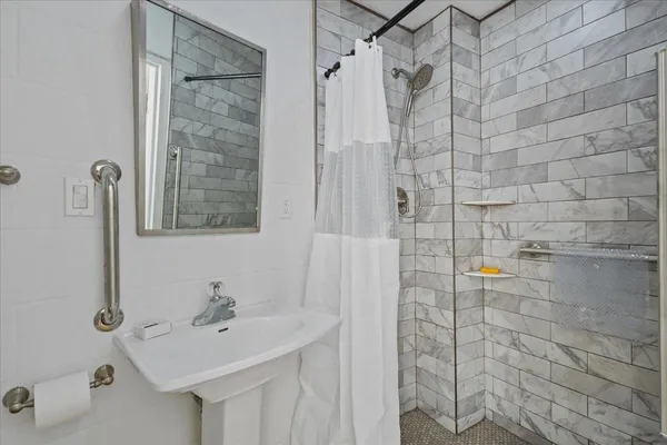 $2,300,000 | 121 Main Street, Steinhatchee, FL 32359