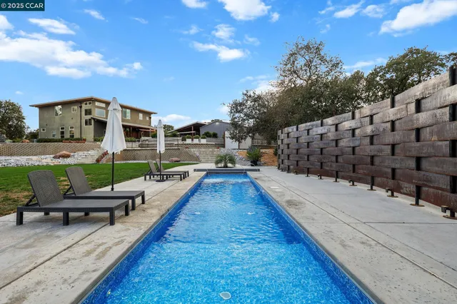 $2,900,000 | Tehama County, Cottonwood, CA 96022