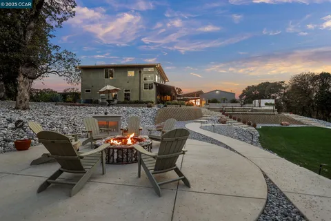 $2,900,000 | Tehama County, Cottonwood, CA 96022