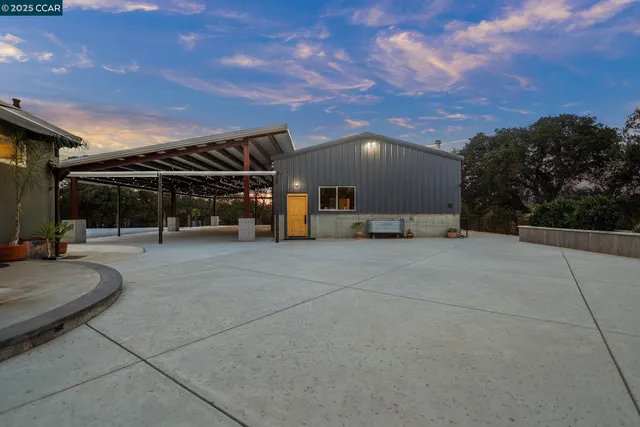 $2,900,000 | Tehama County, Cottonwood, CA 96022