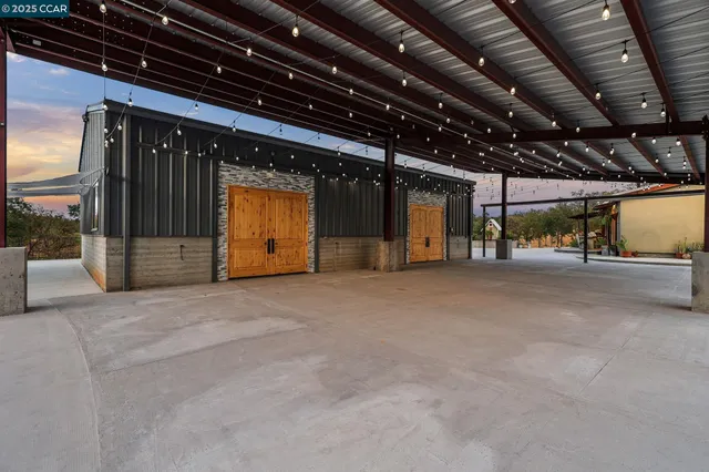 $2,900,000 | Tehama County, Cottonwood, CA 96022