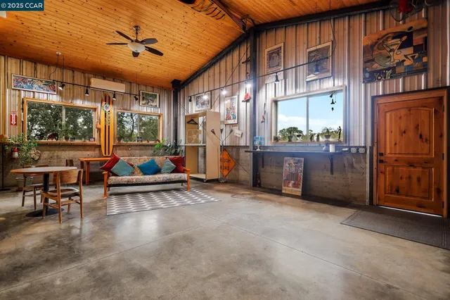 $2,900,000 | Tehama County, Cottonwood, CA 96022