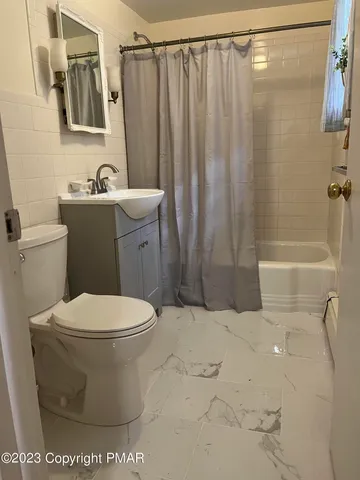 $1,900 | 120 Wooddale Road, East Stroudsburg, PA 18301