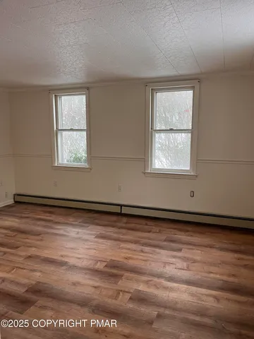 $1,900 | 120 Wooddale Road, East Stroudsburg, PA 18301