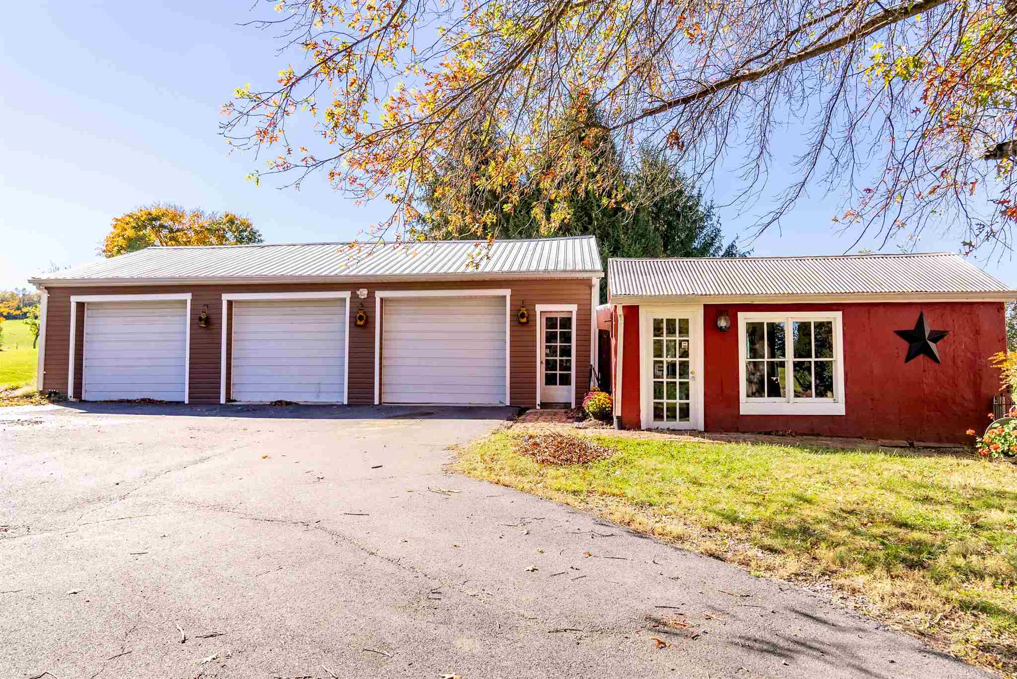 2344 Spring Hill Road Staunton, VA 24401 - Photo 54 of 74 front view of a house with a yard