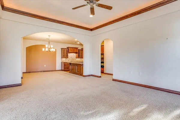 $275,000 | 1401 North Hamilton Drive, Derby, KS 67037