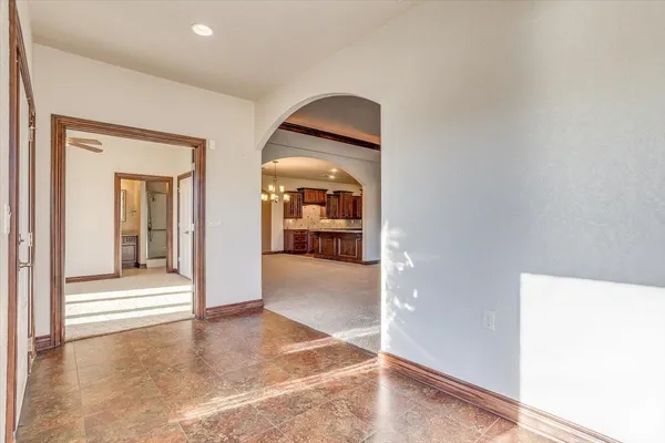 $275,000 | 1401 North Hamilton Drive, Derby, KS 67037