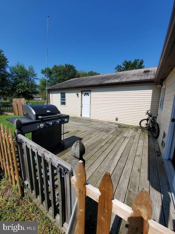 523 West County Line Road Hatboro, PA 19040 - Photo 31 of 31 View from drive of deck to private entrance -Suite