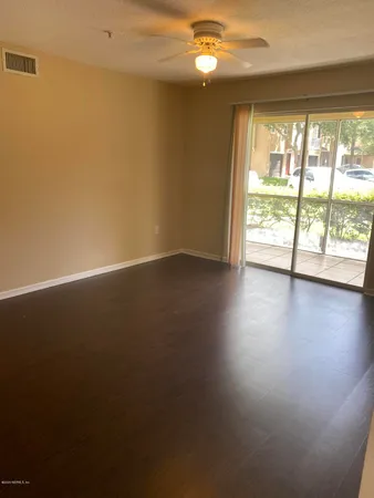 $1,350 | 10075 Gate Parkway, Unit 1510, Jacksonville, FL 32246