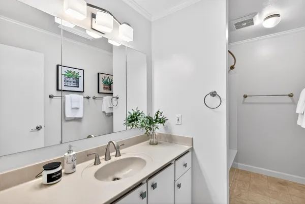 $958,000 | 125 Connemara Way, Unit 130, Sunnyvale, CA 94087