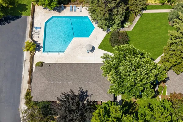 $958,000 | 125 Connemara Way, Unit 130, Sunnyvale, CA 94087