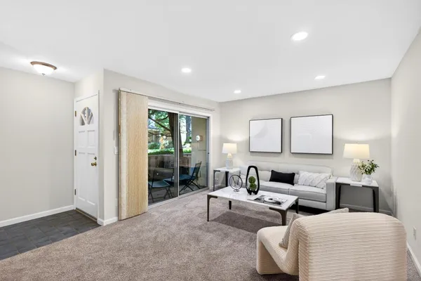 $958,000 | 125 Connemara Way, Unit 130, Sunnyvale, CA 94087