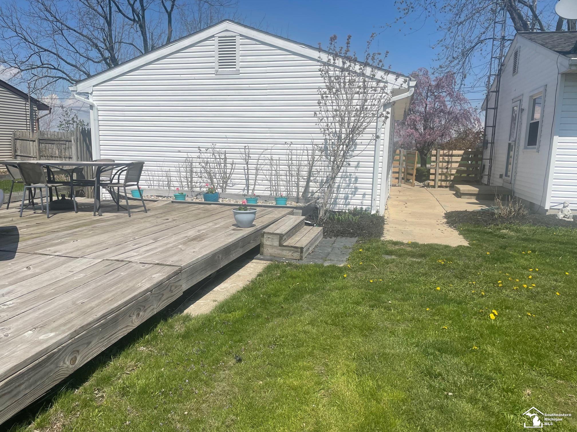 1007 East Substation Road Temperance, MI 48182 - Photo 8 of 28 Gallery Image 8