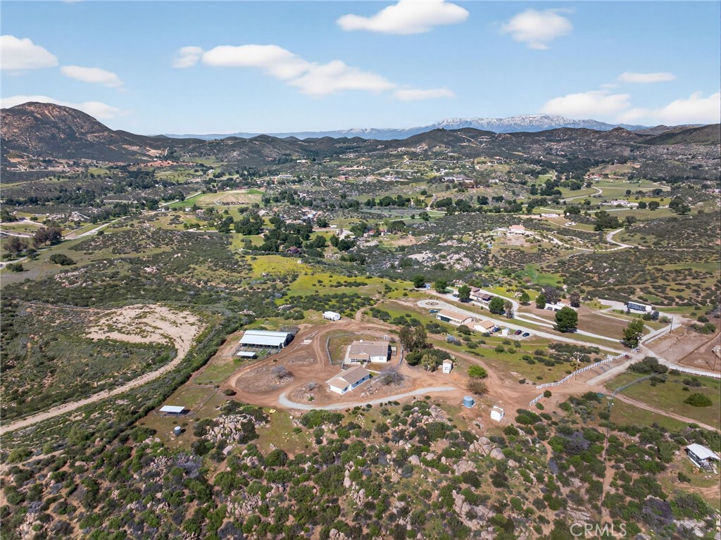 39230 Grassy Road Temecula, CA 92592 - Photo 28 of 33 a view of a city