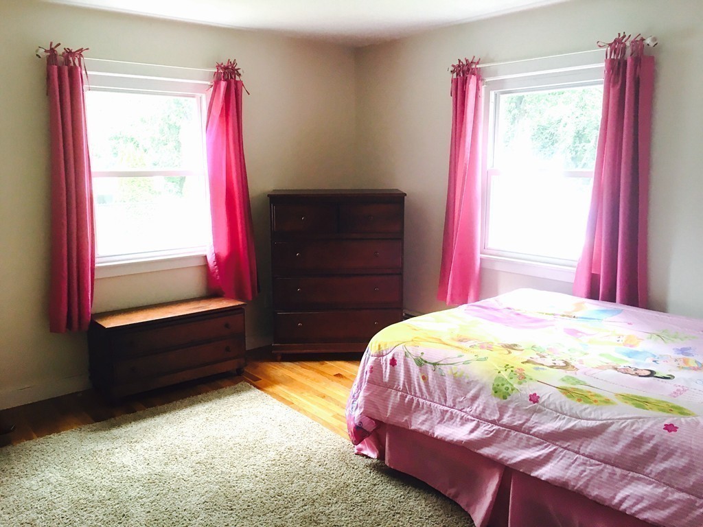 123 Meadowbrook Road Agawam, MA 01001 - Photo 11 of 26 Gallery Image 11