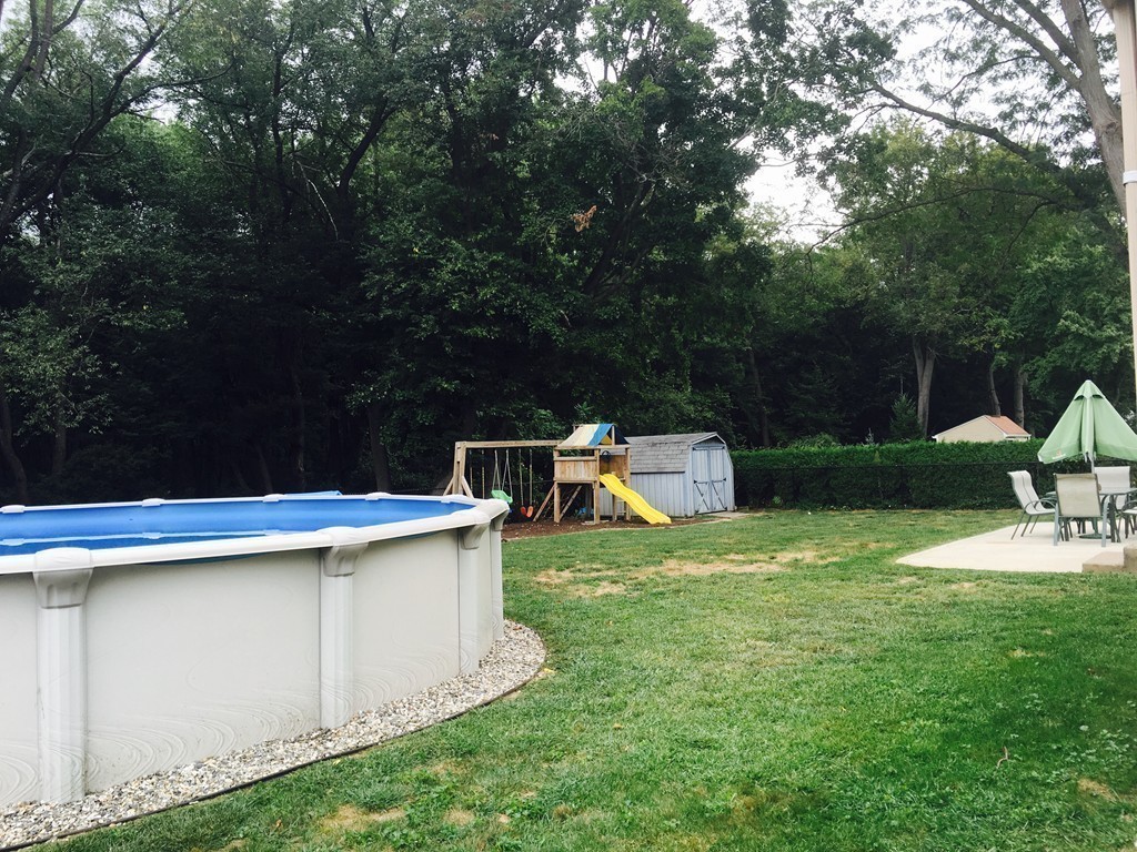 123 Meadowbrook Road Agawam, MA 01001 - Photo 20 of 26 Gallery Image 20