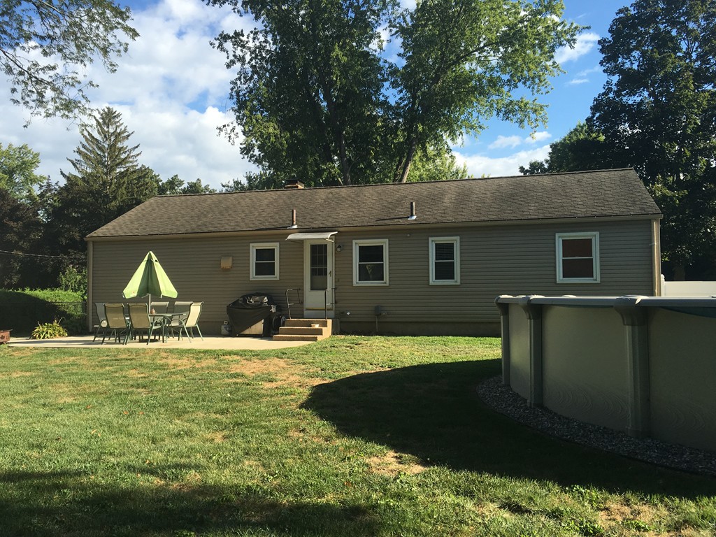 123 Meadowbrook Road Agawam, MA 01001 - Photo 26 of 26 Gallery Image 26