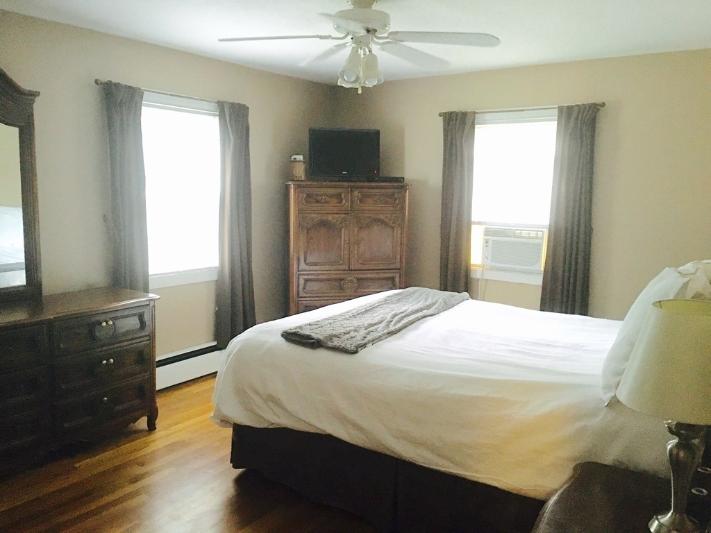 123 Meadowbrook Road Agawam, MA 01001 - Photo 10 of 26 Gallery Image 10